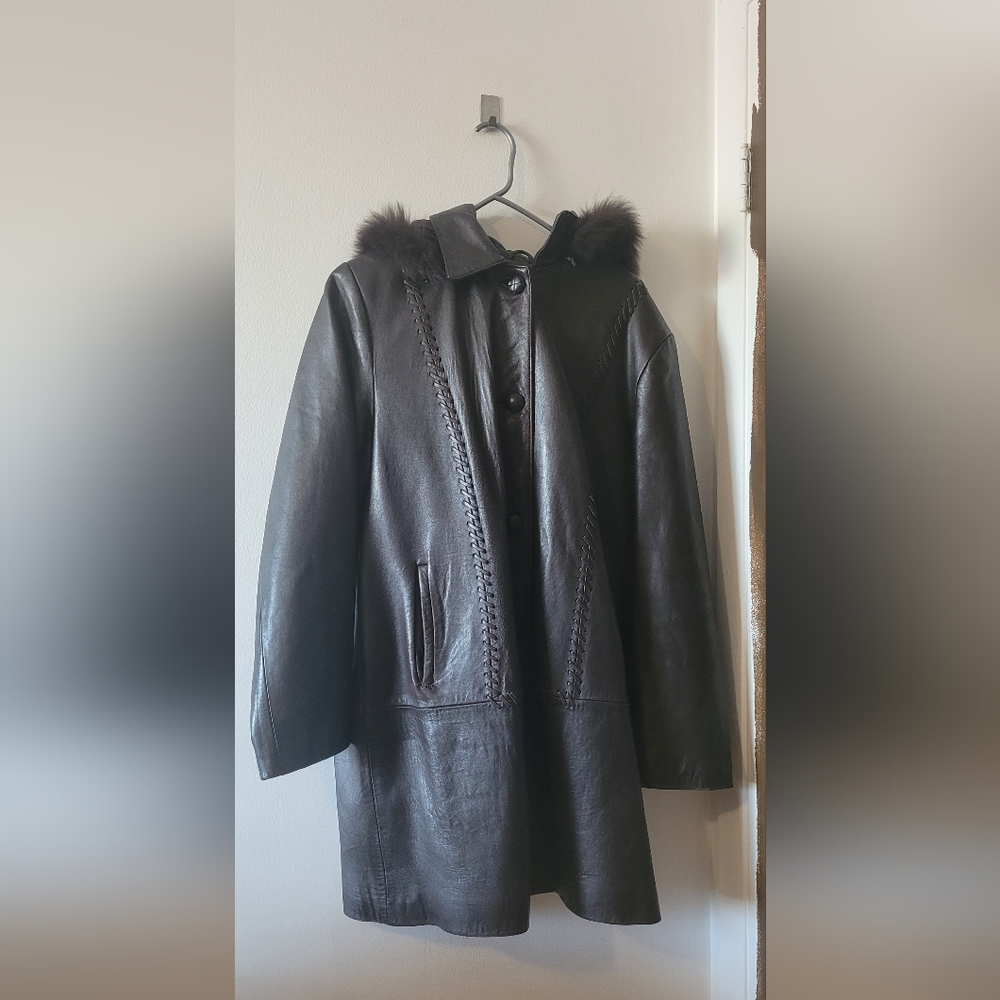 A vintage winter real leather and fur coat from the 90s by BBL Collection